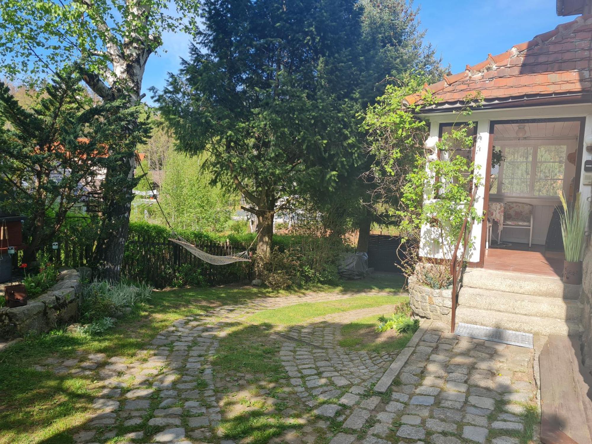 Lesna Z Ogrodem