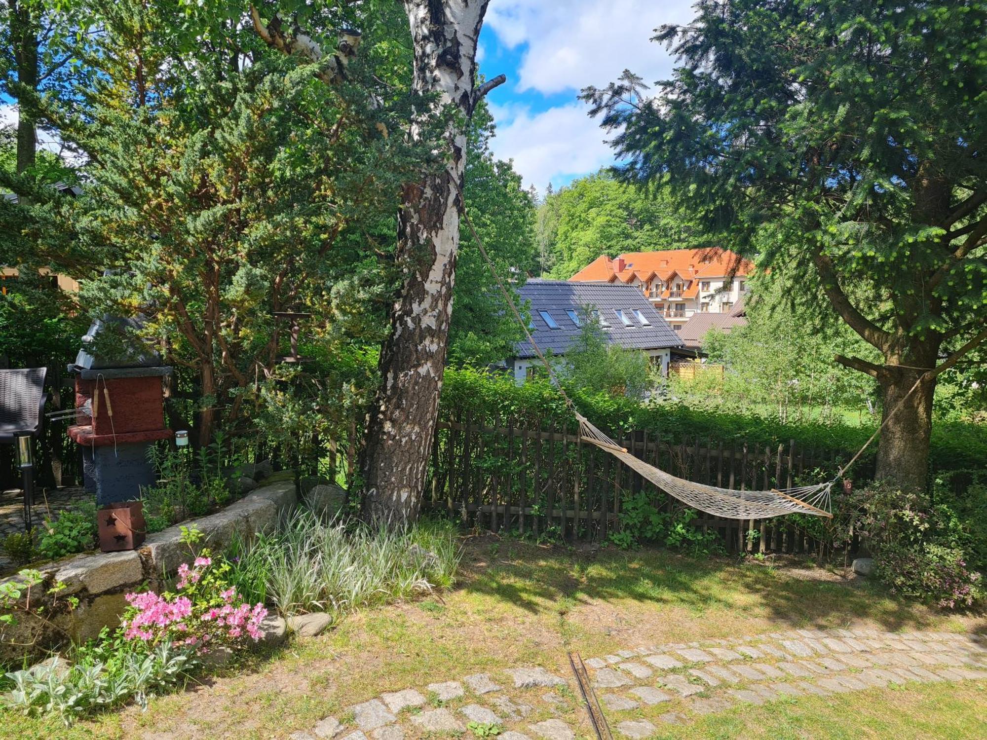 Lesna Z Ogrodem